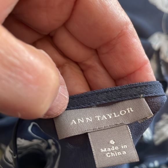 Ann Taylor Vintage size 6 silk semi sheer steel blue with white side zip blouse. - Picture 12 of 16